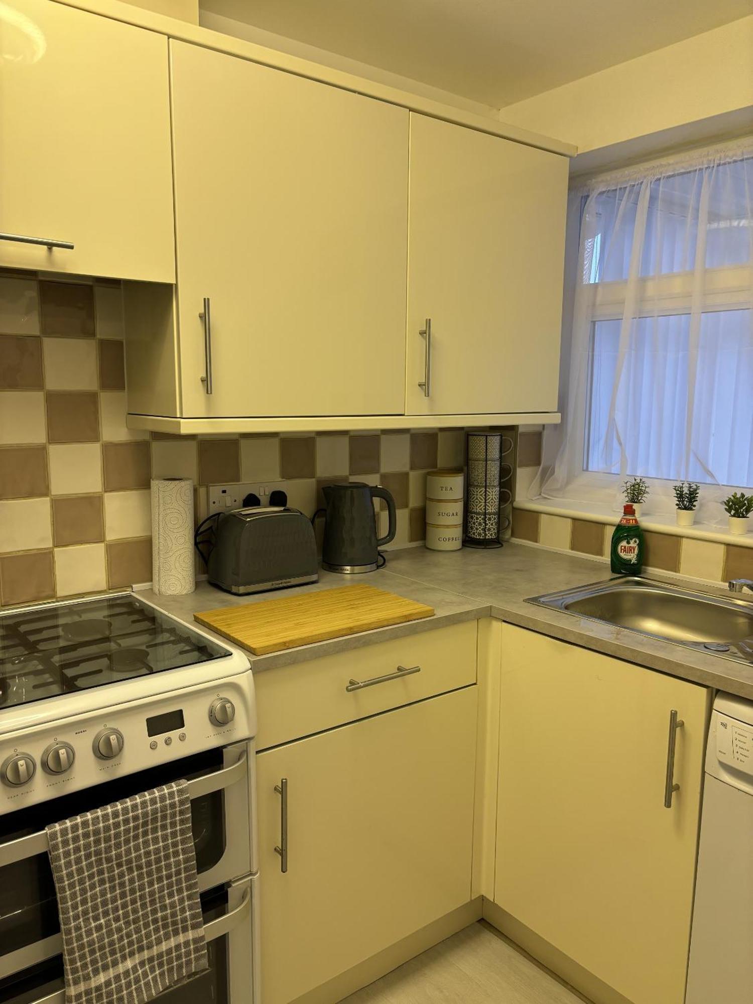 Villa Cosy Corner - 2 Beds, Free Parking, Next To Southampton General Hospital Exterior foto